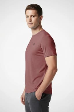 Men in Körperpflege Apple Butter Ultra Lux Performance Tee Side View Men in Körperpflege Apple Butter Ultra Lux Performance Tee Side View