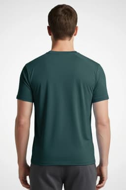 Men in Körperpflege Bistro Green Heathe Ultra Lux Performance Tee Back View Men in Körperpflege Bistro Green Heathe Ultra Lux Performance Tee Back View